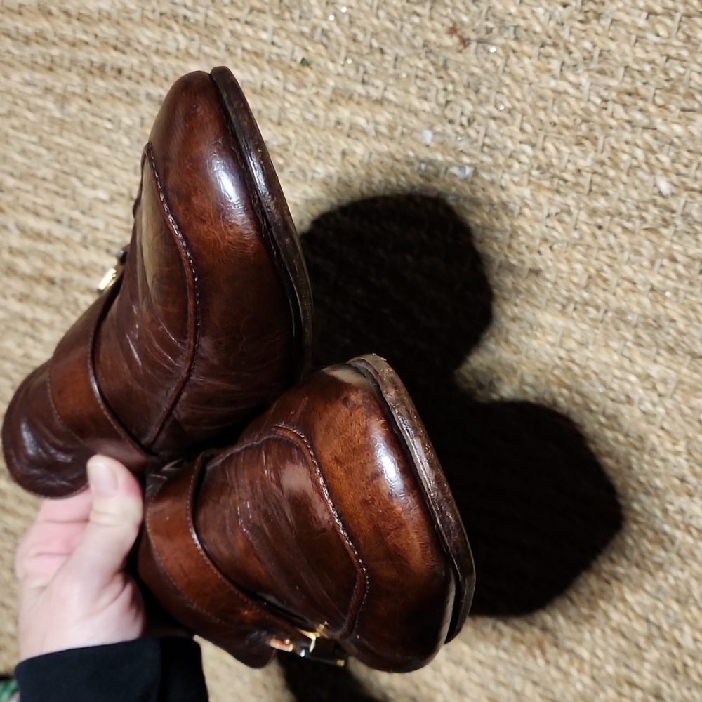 Vintage Men's Gucci Loafers - Picture 11 of 13